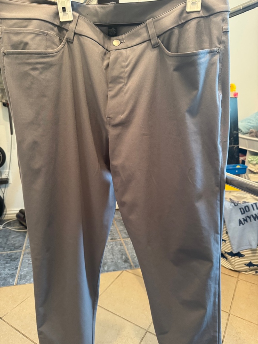 lululemon athletica Men's Solar grey slim fit 5 pocket pants 32L